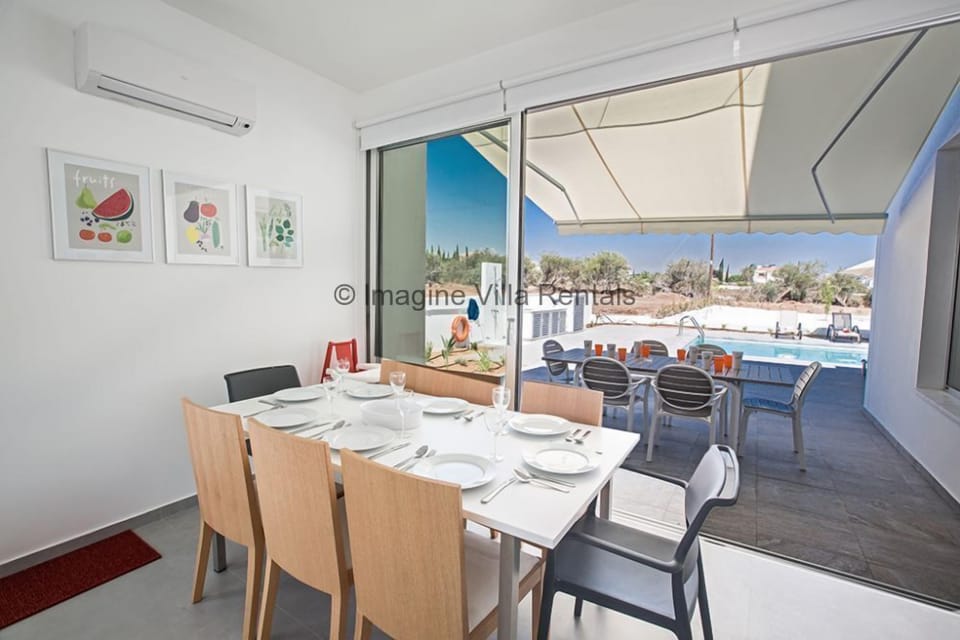 Protaras Holiday Villa CCV3