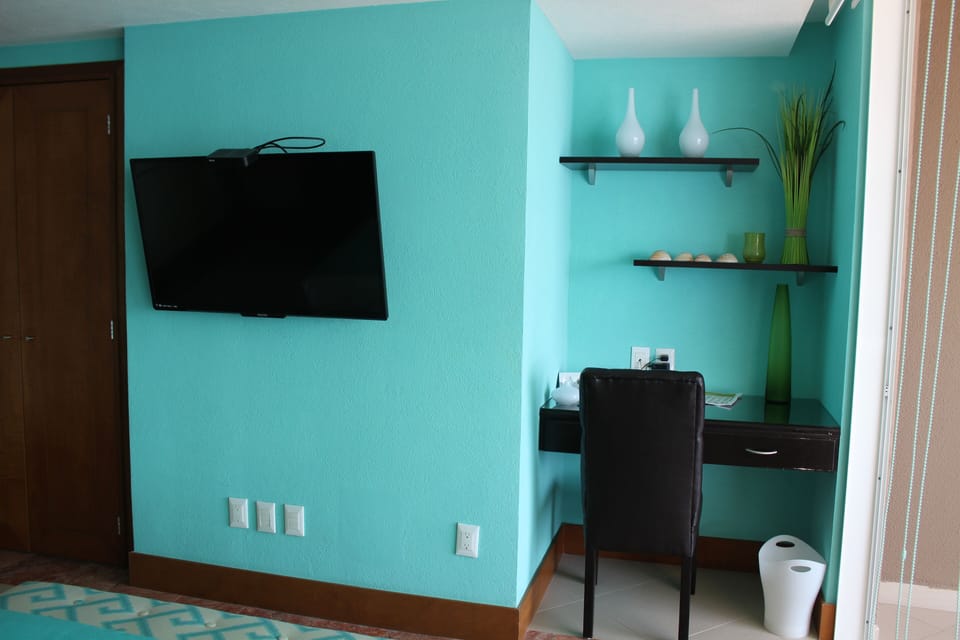 Working Desk in Master Bedroom