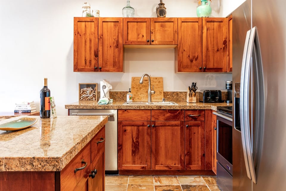 Full Kitchen