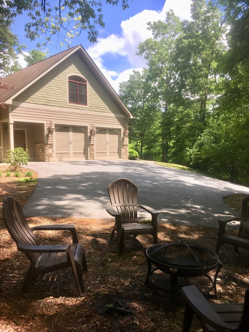 Outdoor firepit