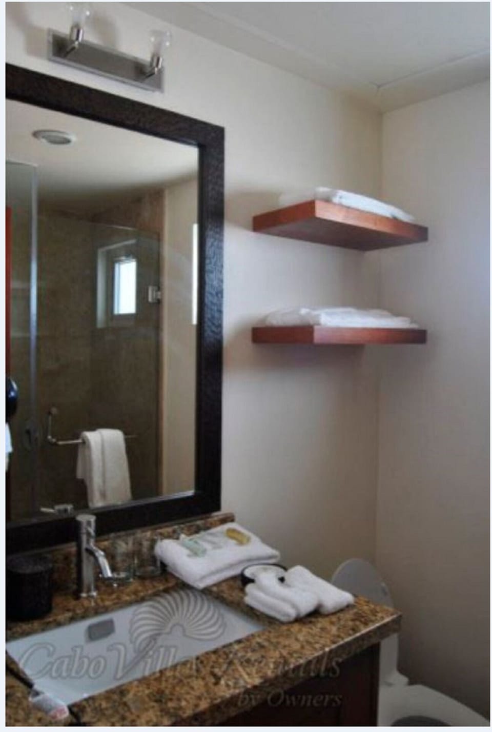 Guest batroom
