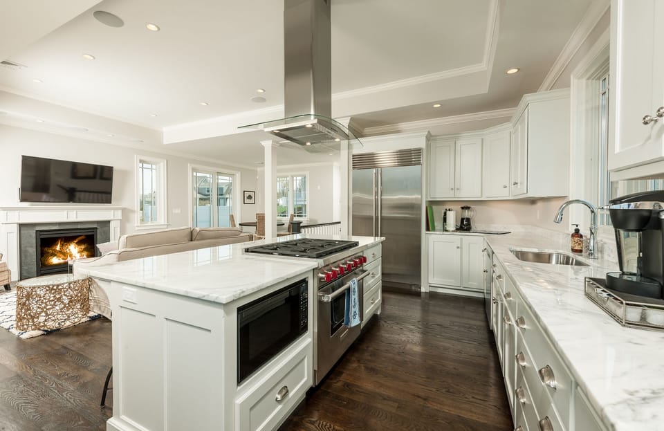 Kitchen Area Wolfe Range