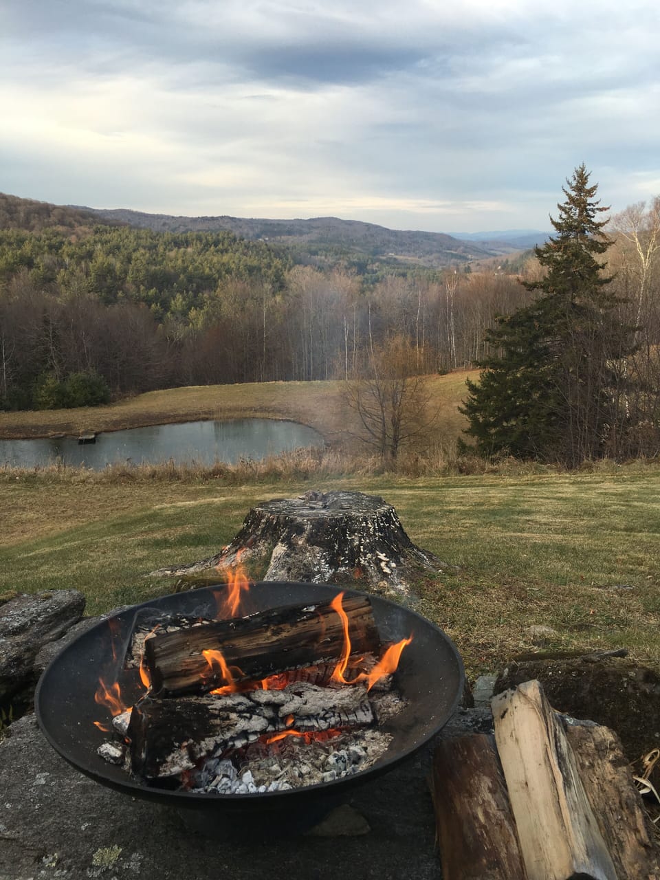 outdoor fire pit 