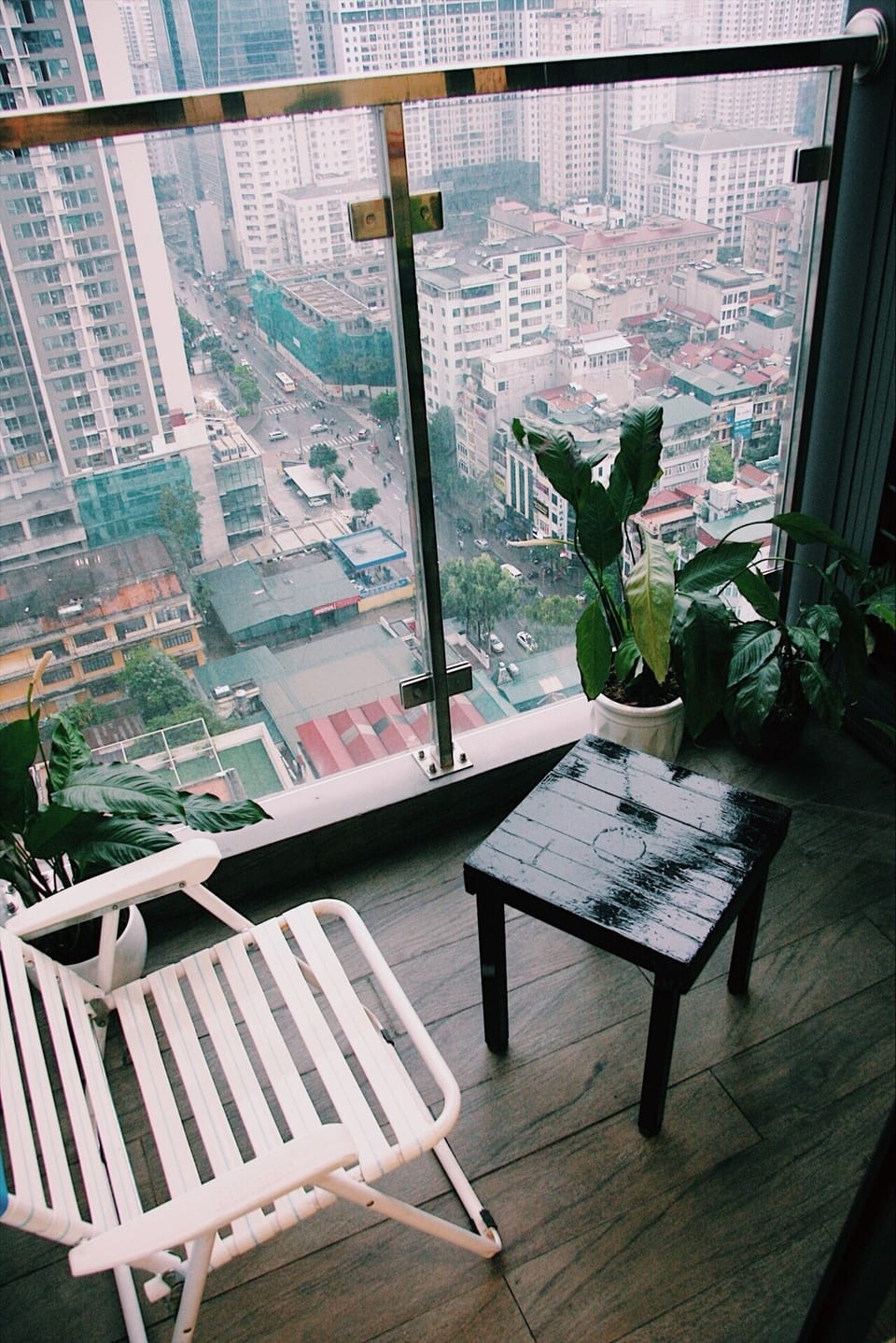 Balcony with wide and high city view