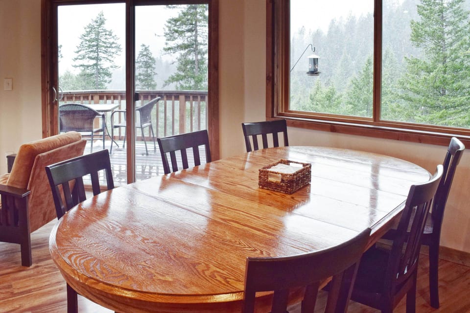 Dining Area | Upper Level