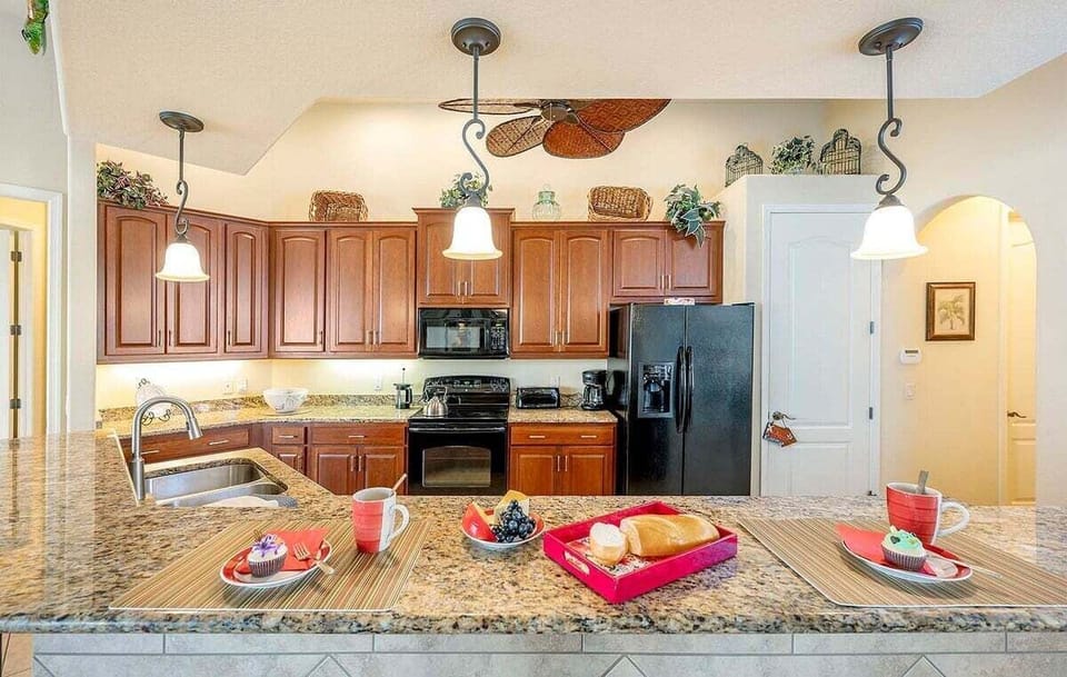 Kitchen Facing the Living Room