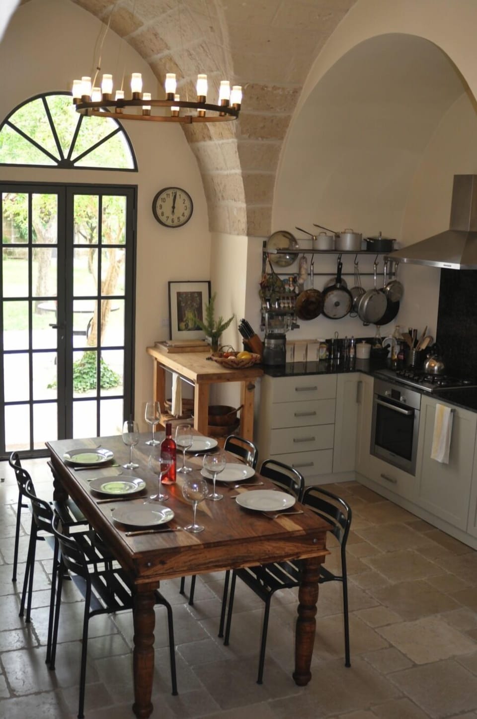 Professionally equipped kitchen