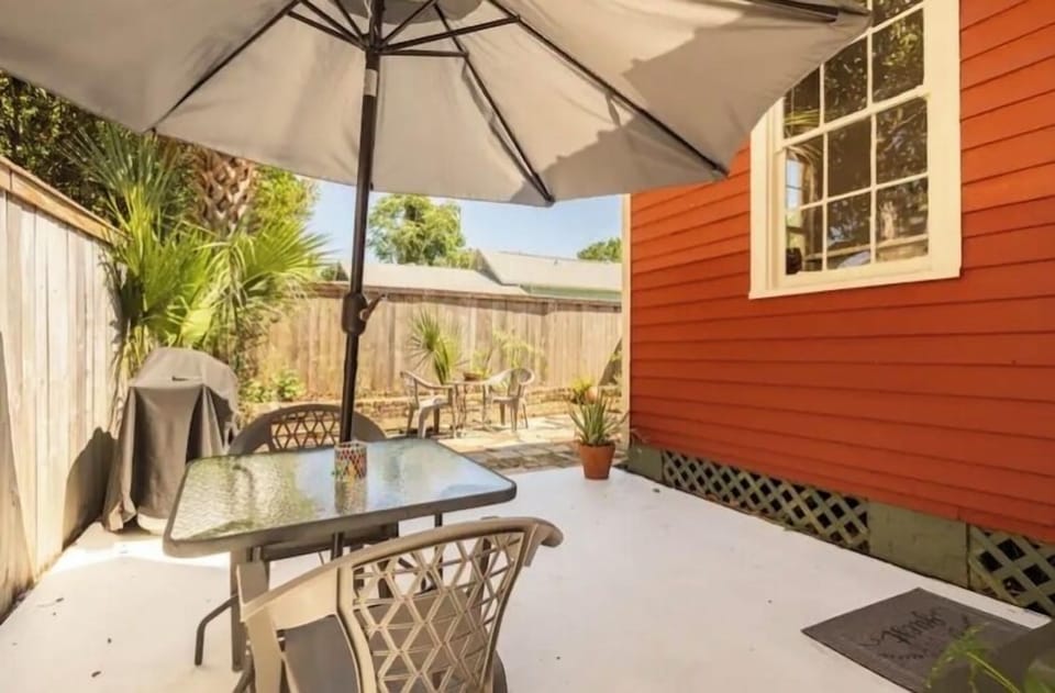 Private courtyard
