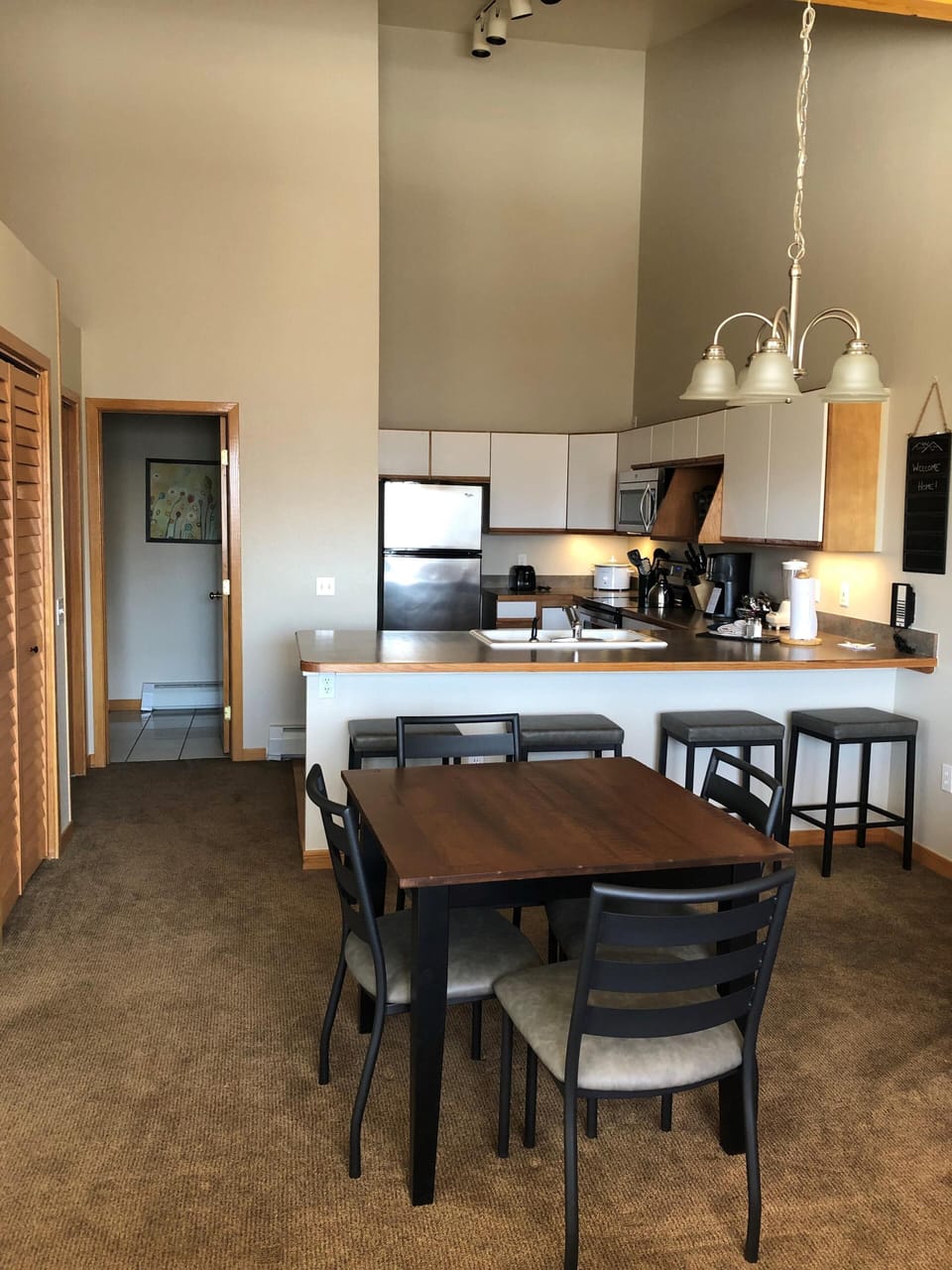 Kitchen & Dining room d