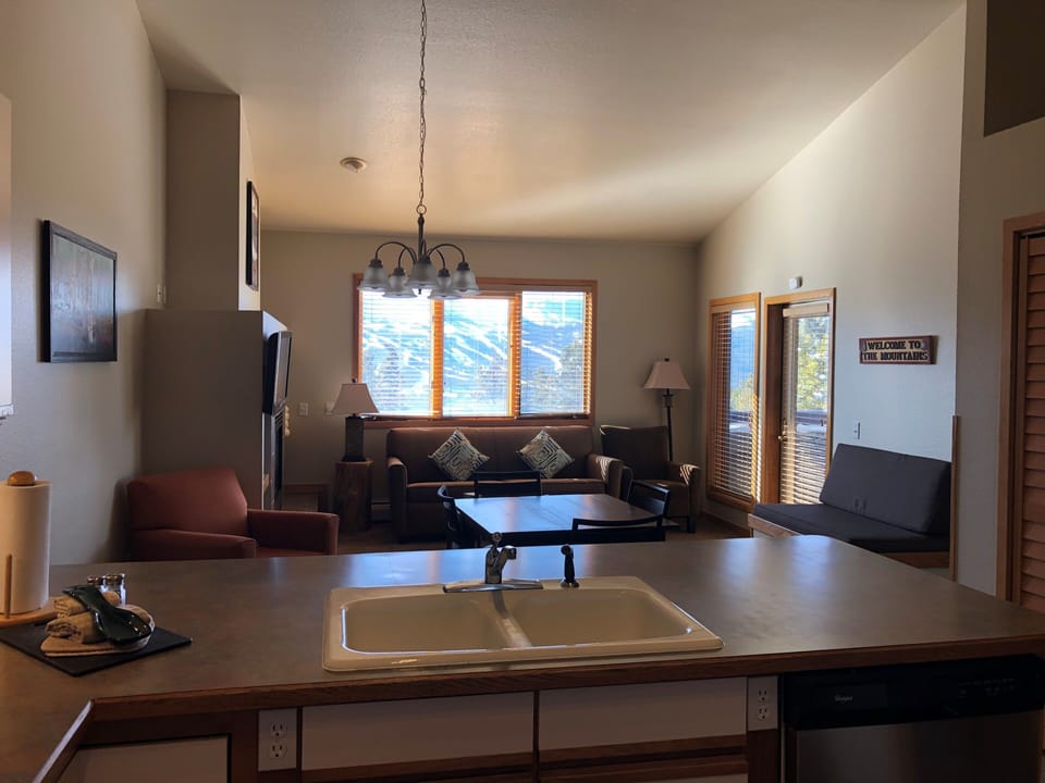 Livingroom from Kitchen
