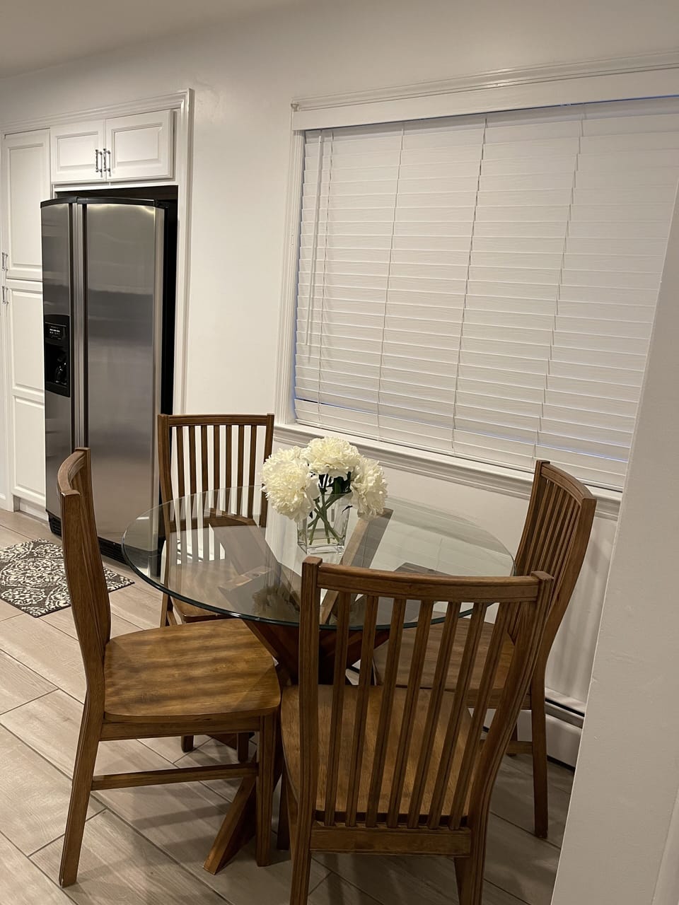 Eat-In Kitchen Area
