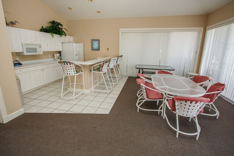 Club House 