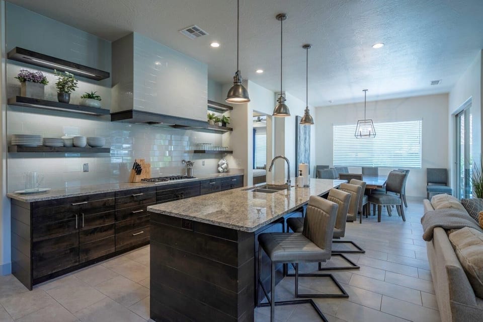 Large kitchen island bar with seating for 4