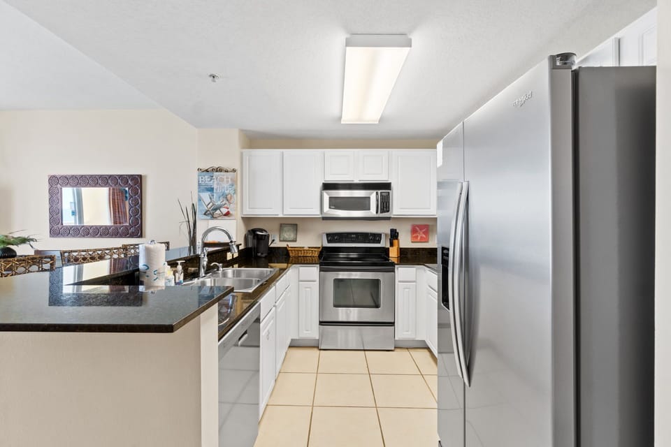 Fully stocked kitchen.