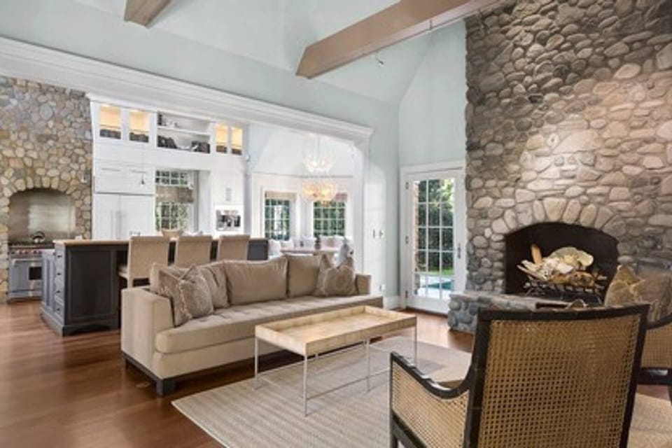 Main level living area
