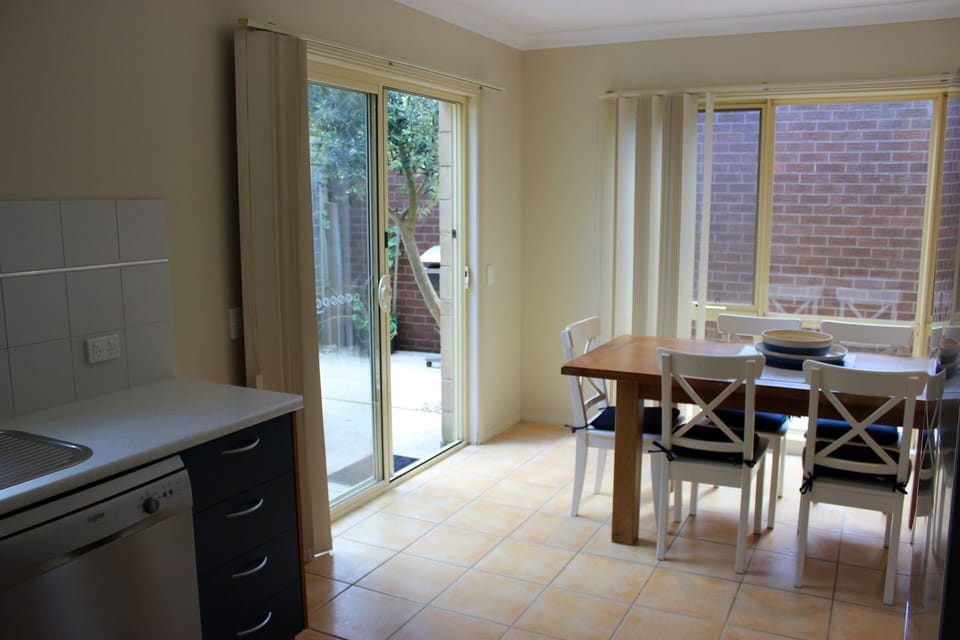 Kitchen to dining area