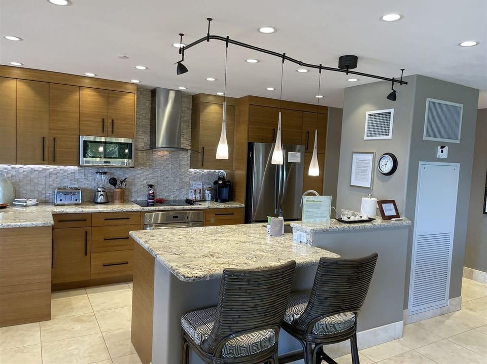 Kitchen island with seating to watch your chef