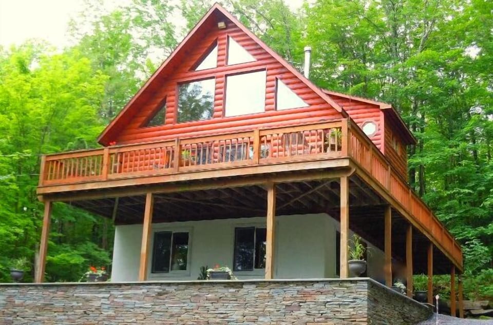***** THE CATSKILL CABIN ***** 
4-Season Luxury Rental