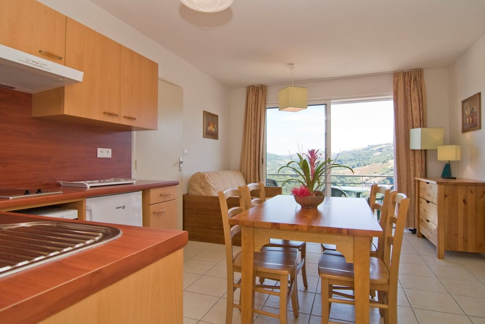 Welcome to our sunny and open apartment in a great location.
