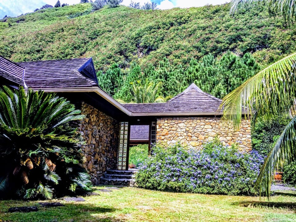 The entrance of the villa