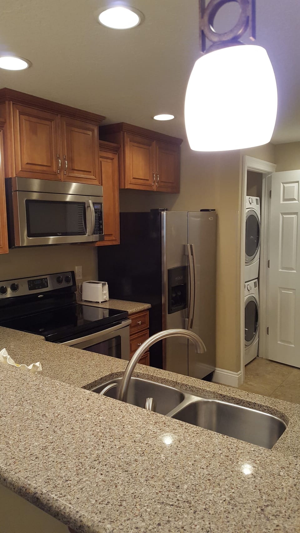 Remodeled Kitchen with new appliances and Front load Washer/Dryer