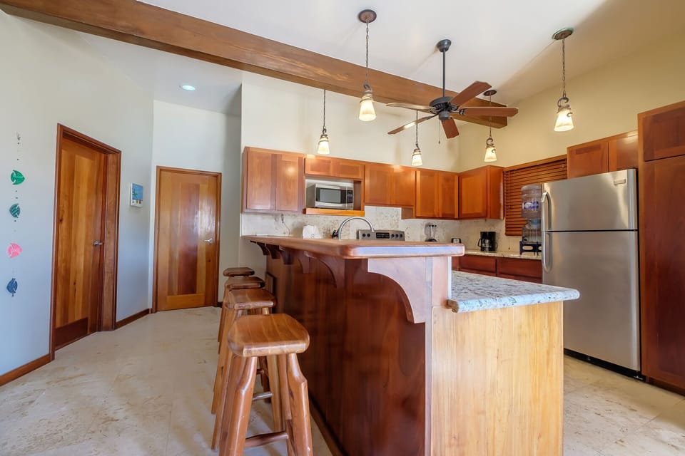 Indigo Belize 4A Full Kitchen