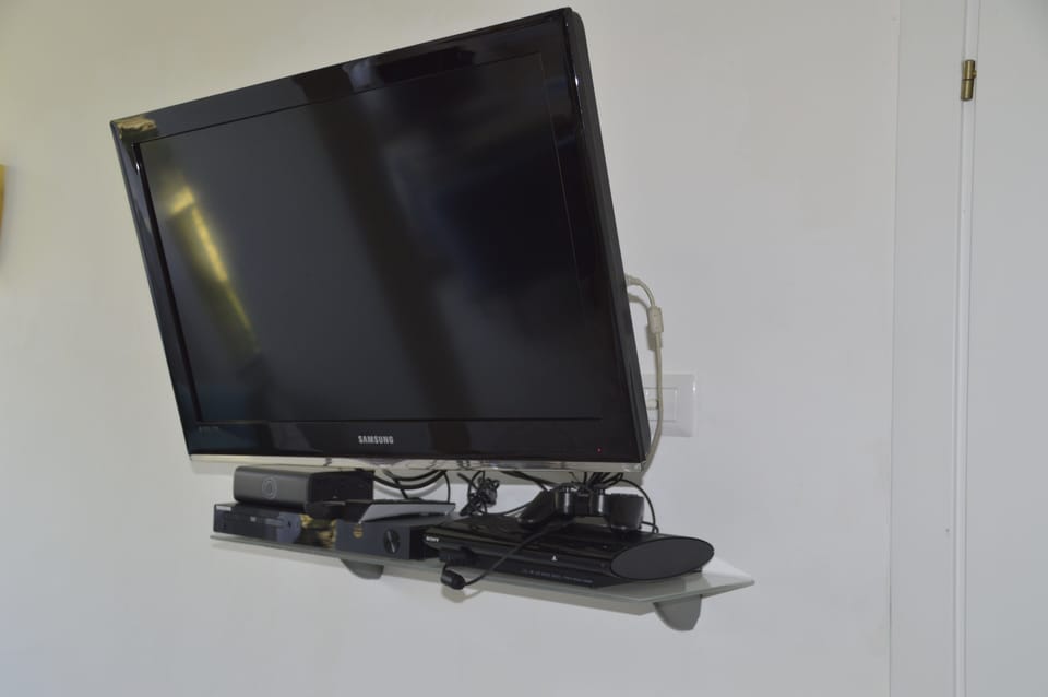 Multimedia system