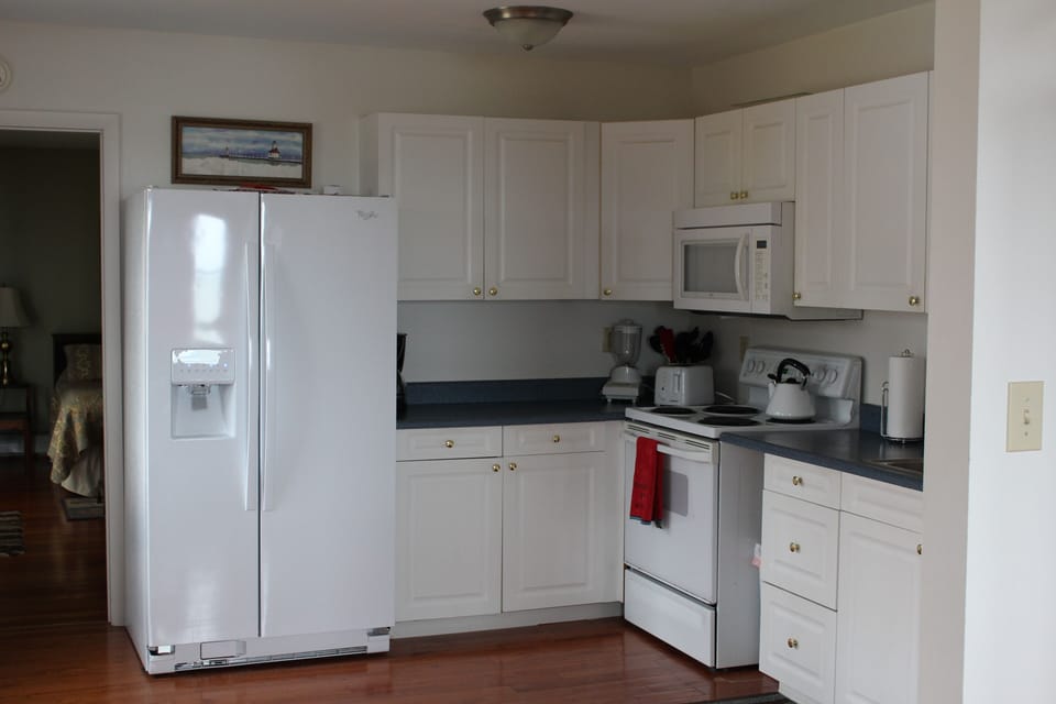 Kitchen, new refrigerator