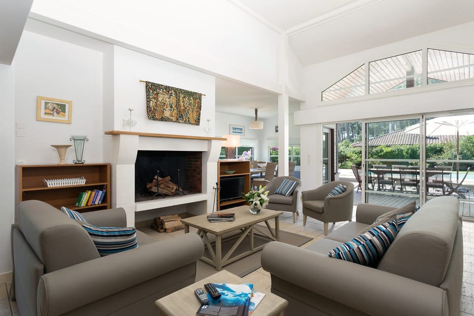Find peace and relaxation with your close friends and family in this stunning living room.