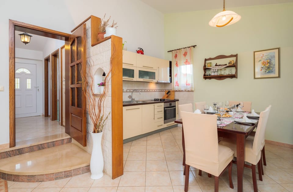 Kitchen and dining area