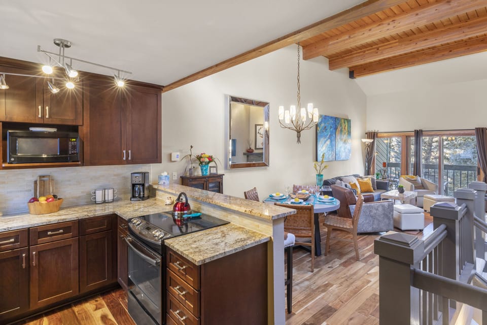 Beautiful well=appointed kitchen
