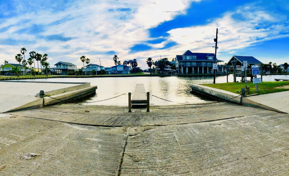 The Sea Isle neighborhood features two boat ramps. 