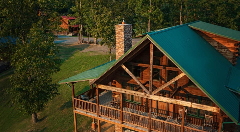 Hans Creek Cabin (3)