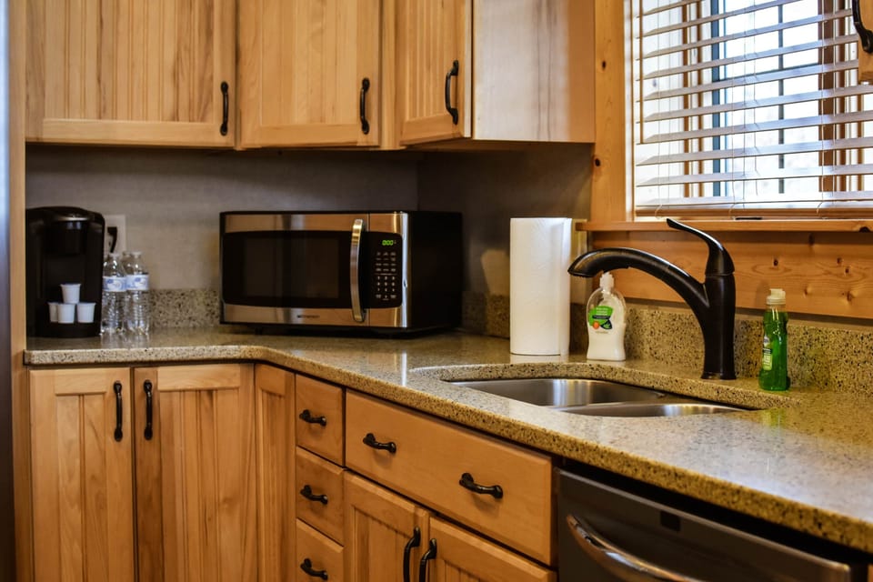 Kitchen (2)