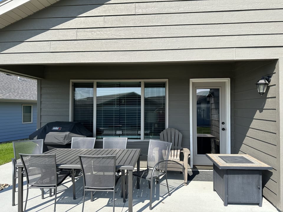 Patio set, Weber grill and propane fire pit 