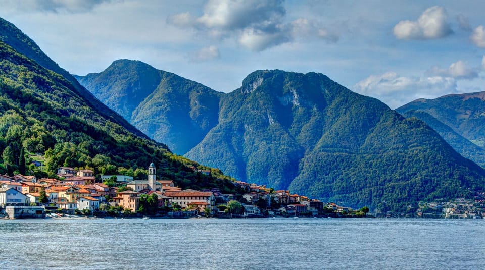 Panoramic view of Lezzeno