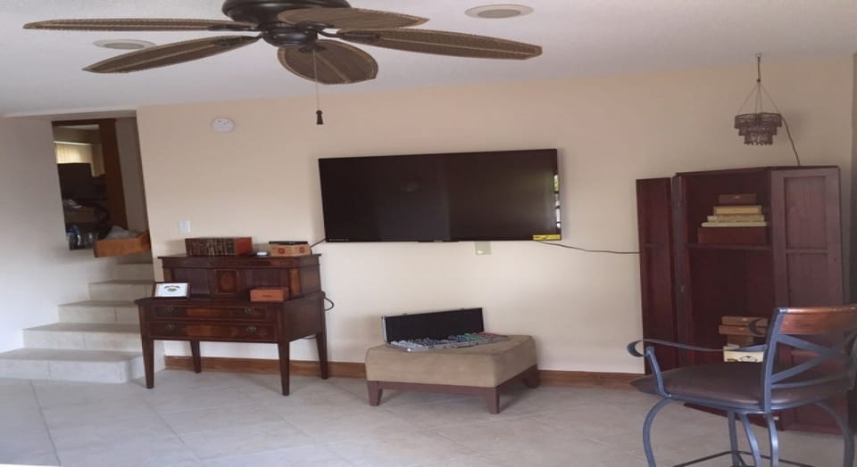The "Habanero Room" also has a 55" TV, great for sporting events and movies.