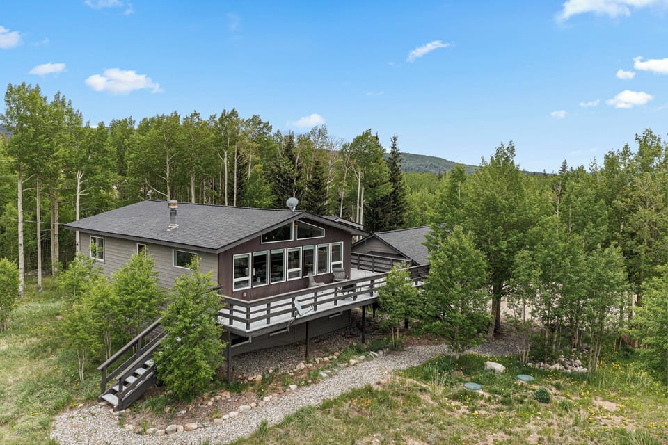 Alma Vacation Rental | 3BR | 2.5BA | Stairs Required | 2,550 Sq Ft