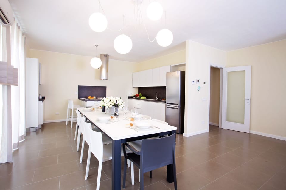 The kitchen diner.