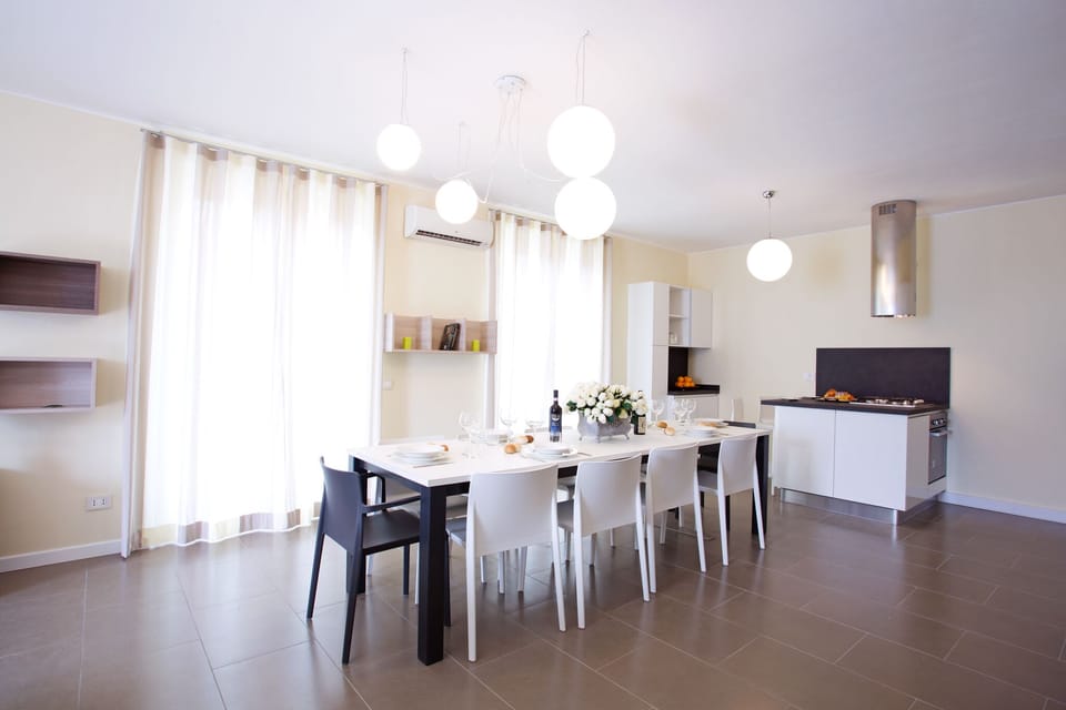 The kitchen diner. 10 guests can dine inside or alfresco the choice is yours!