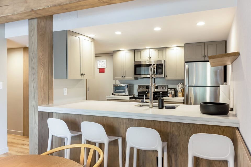 Counter Seating