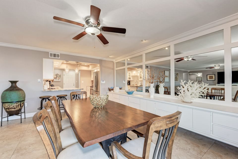 dinning room area
