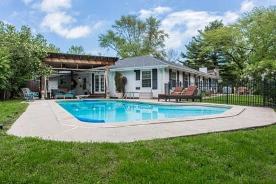 Heated in ground pool May-September!