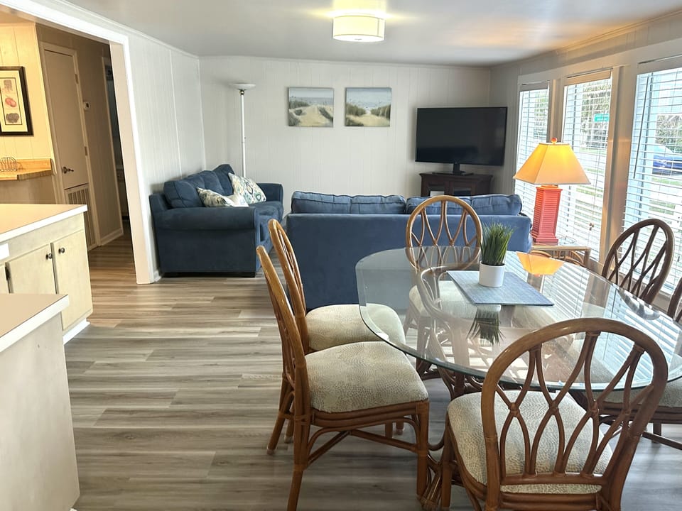 Sofa, loveseat and 52 inch TV, secure 500 Mbps Spectrum internet and Roku