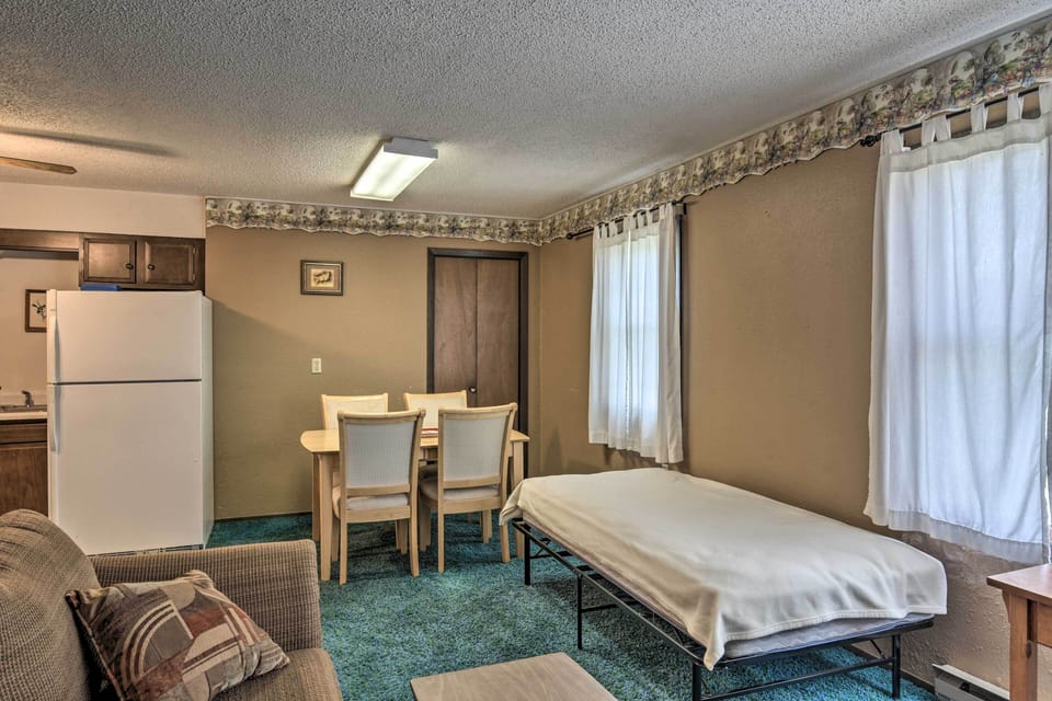 Plan the day's activities at the charming 4-person table.