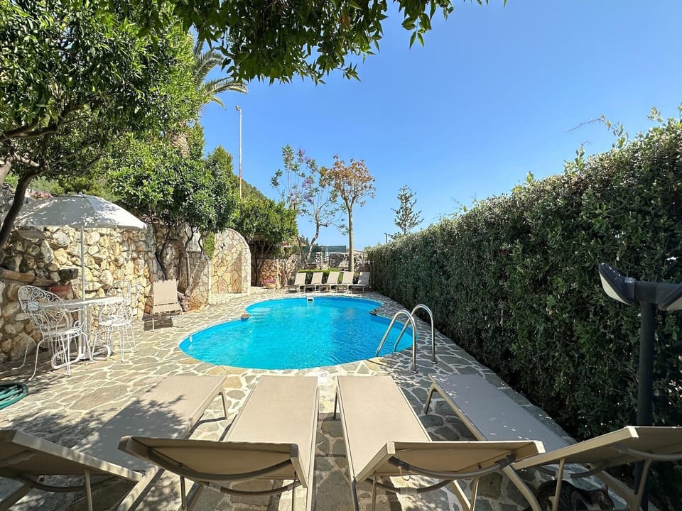 Holiday Home Swimming Pool
