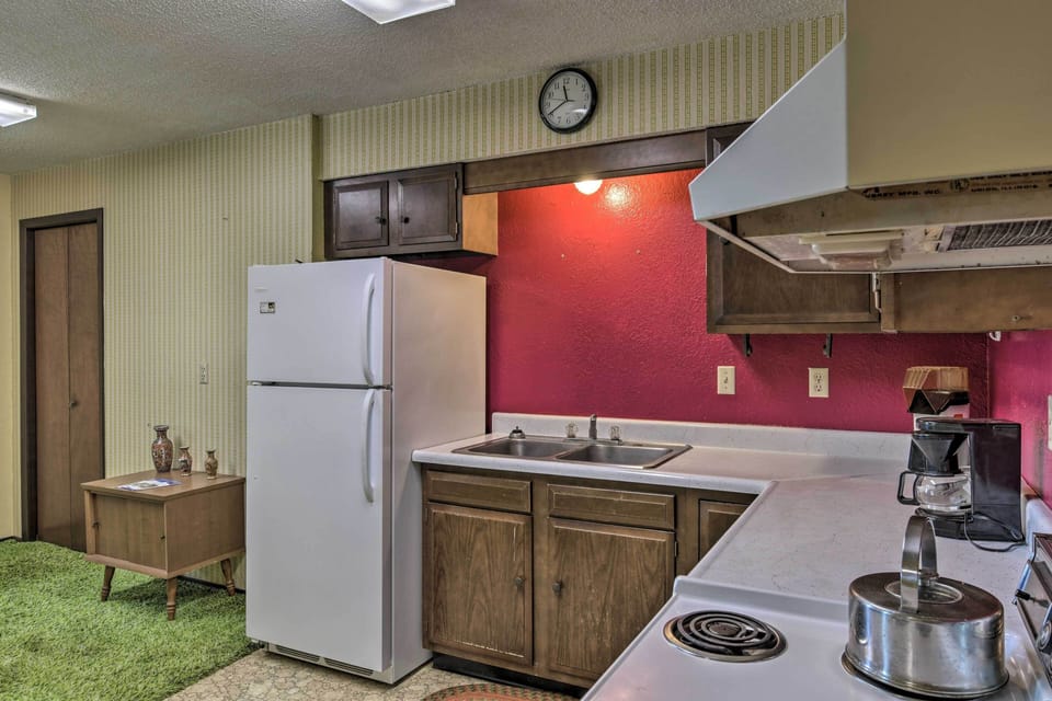 Whip up gourmet recipes throughout your stay.