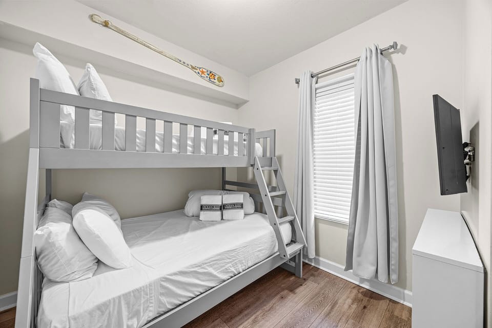 Sterling Shores 203 Guest Bedroom 2 Alt