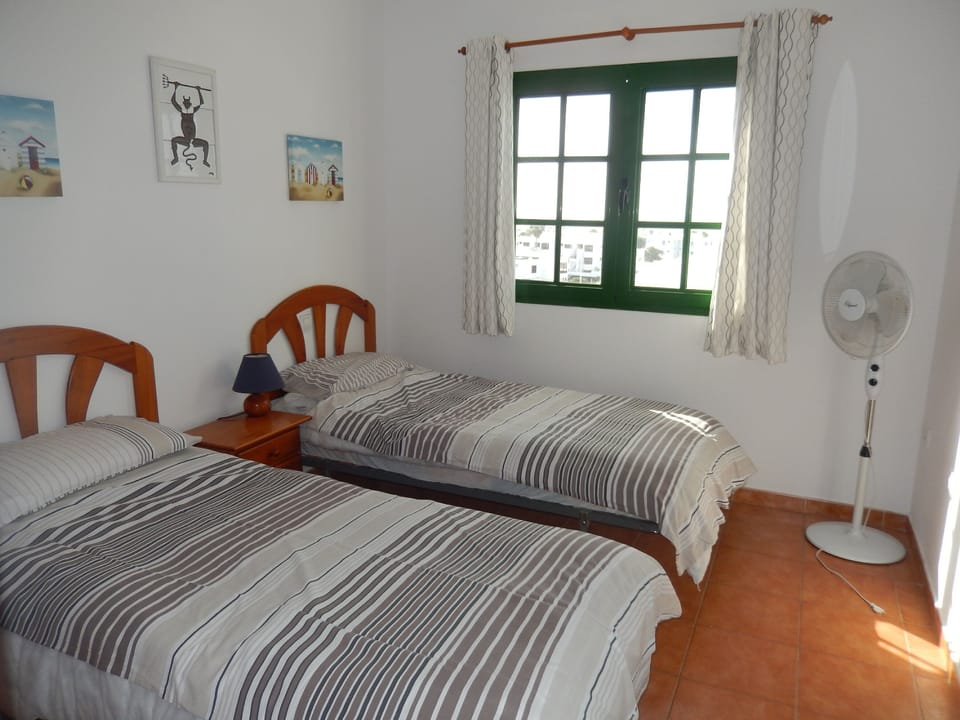 Twin Bedroom