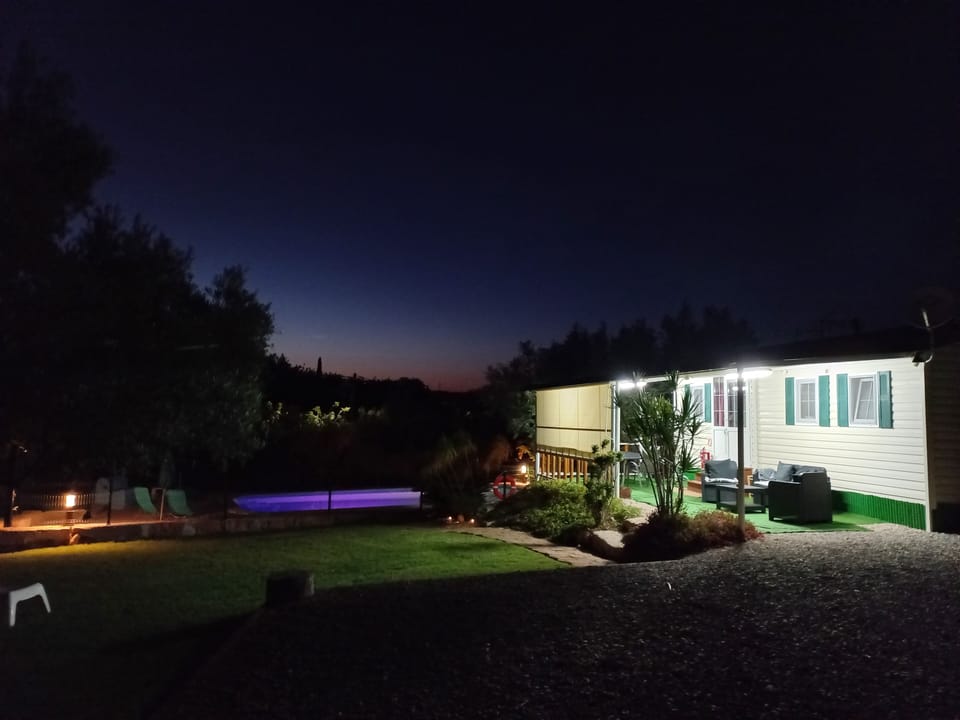 Casa Verde à noite